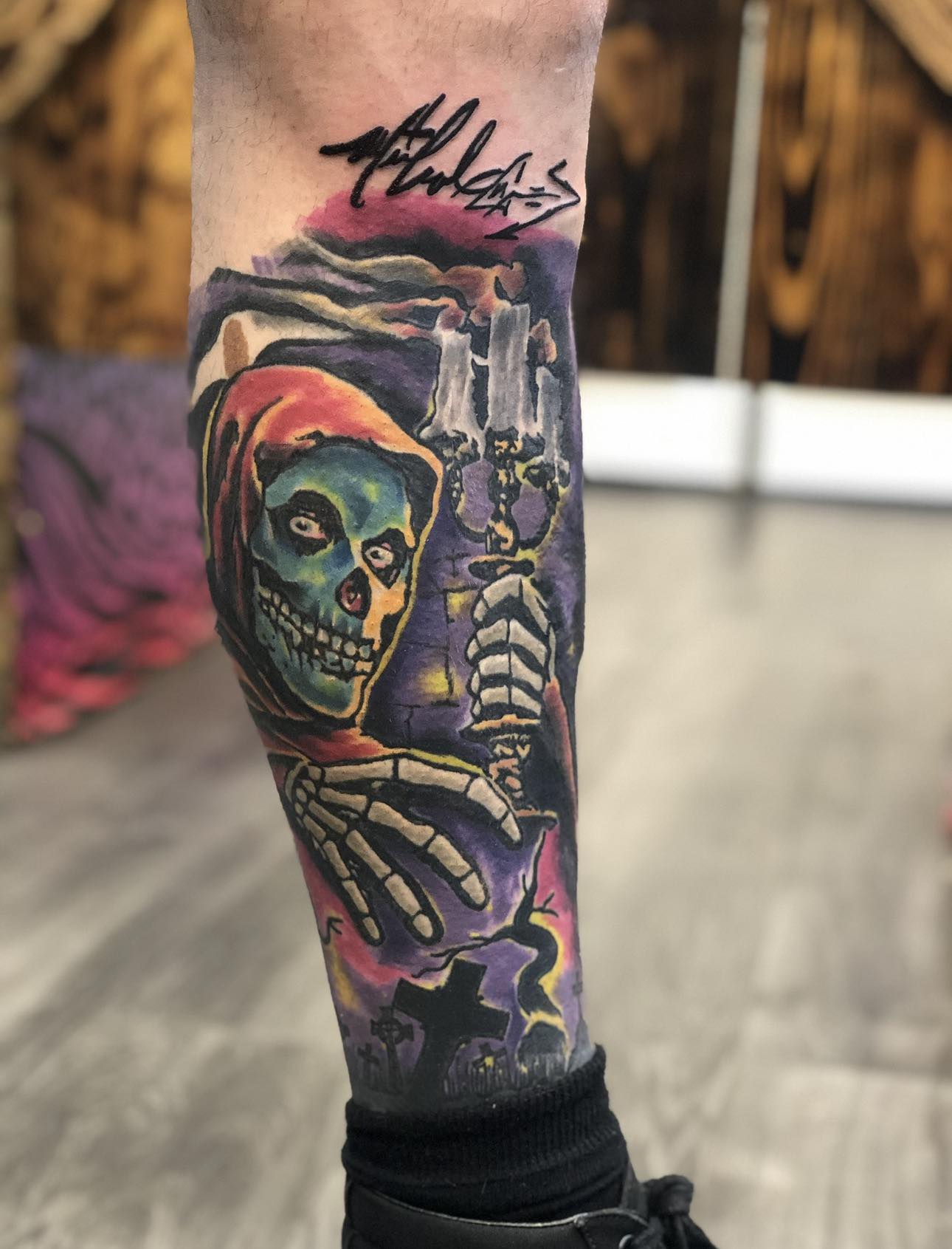Colourful Misfits skull on calf